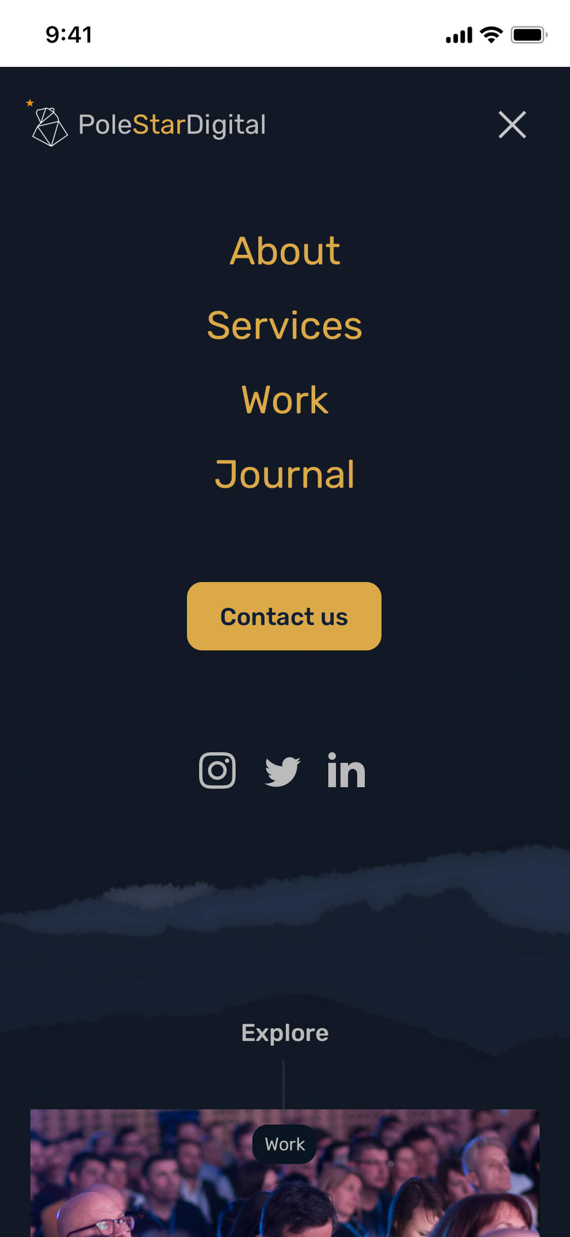 The website's navigation on mobile